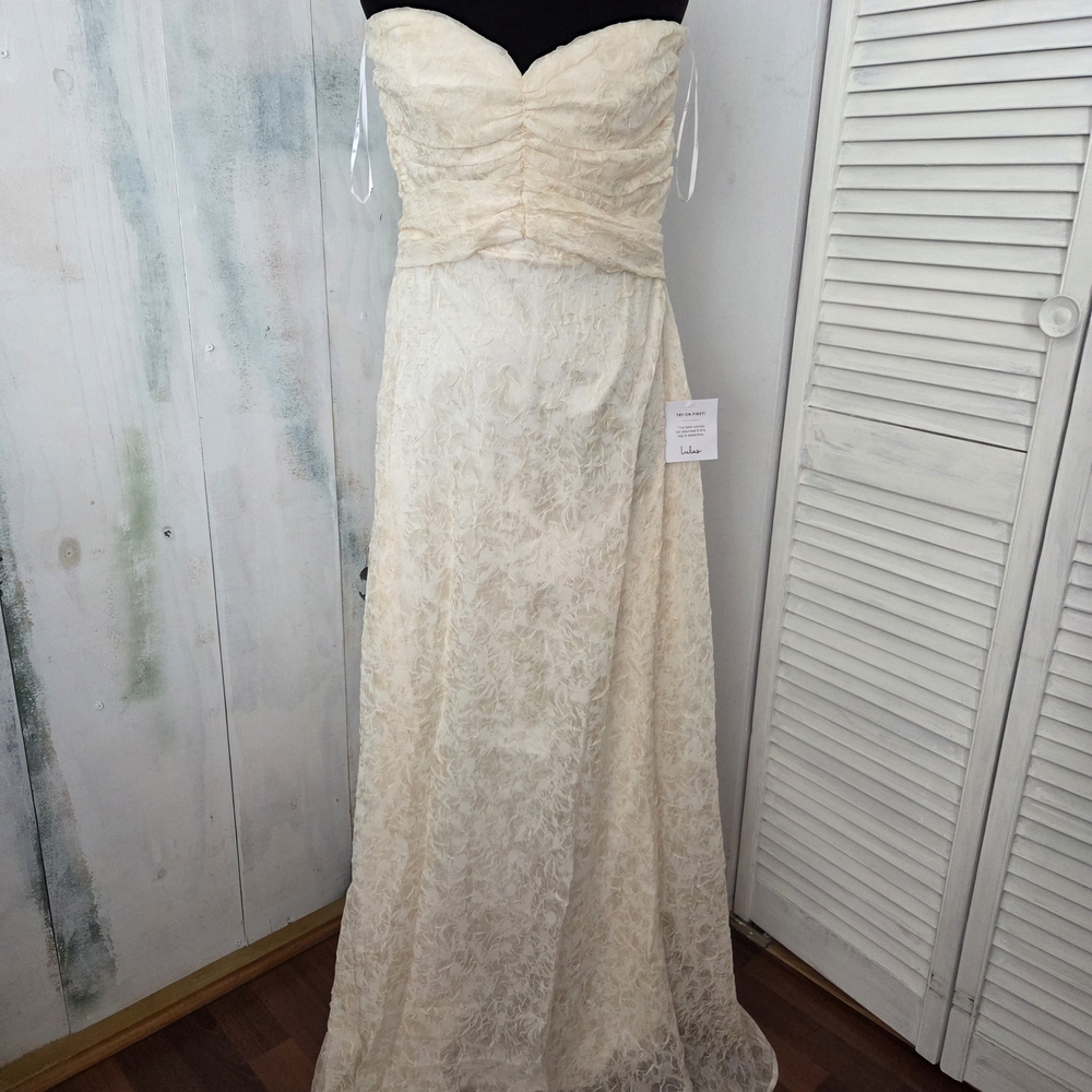 Elegant Lulus Ivory Cream Strapless Lace Wedding Bridesmaid Dress